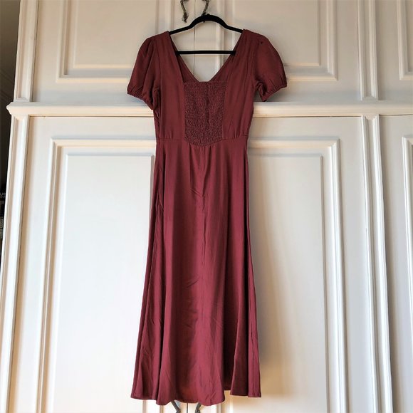 Beautiful Smocked-Back V-Neck Fit & Flare Dress - Size XS - Picture 3 of 16